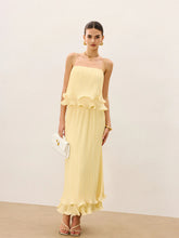 2026 new cross-border women's dress from Europe and America, gentle and pure, with fine pleats, suspenders, square neckline, ruffle edges, waist cinching and slimming effect