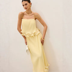 2026 new cross-border women's dress from Europe and America, gentle and pure, with fine pleats, suspenders, square neckline, ruffle edges, waist cinching and slimming effect