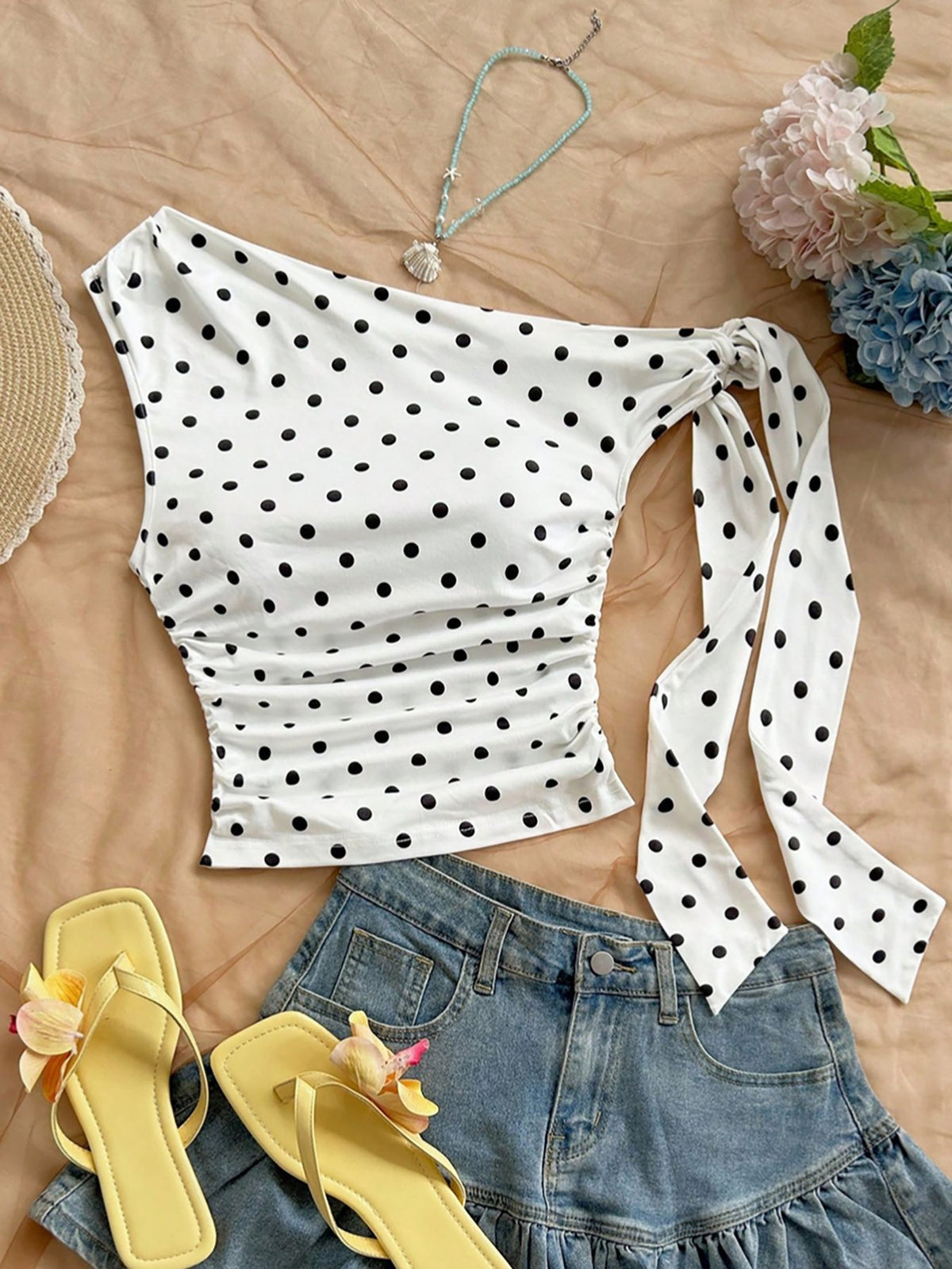 2026 European and American Cross border Summer Foreign Trade Style Wave Point Asymmetric Collar Short Tank Top Speed TEMU Versatile Strap Top