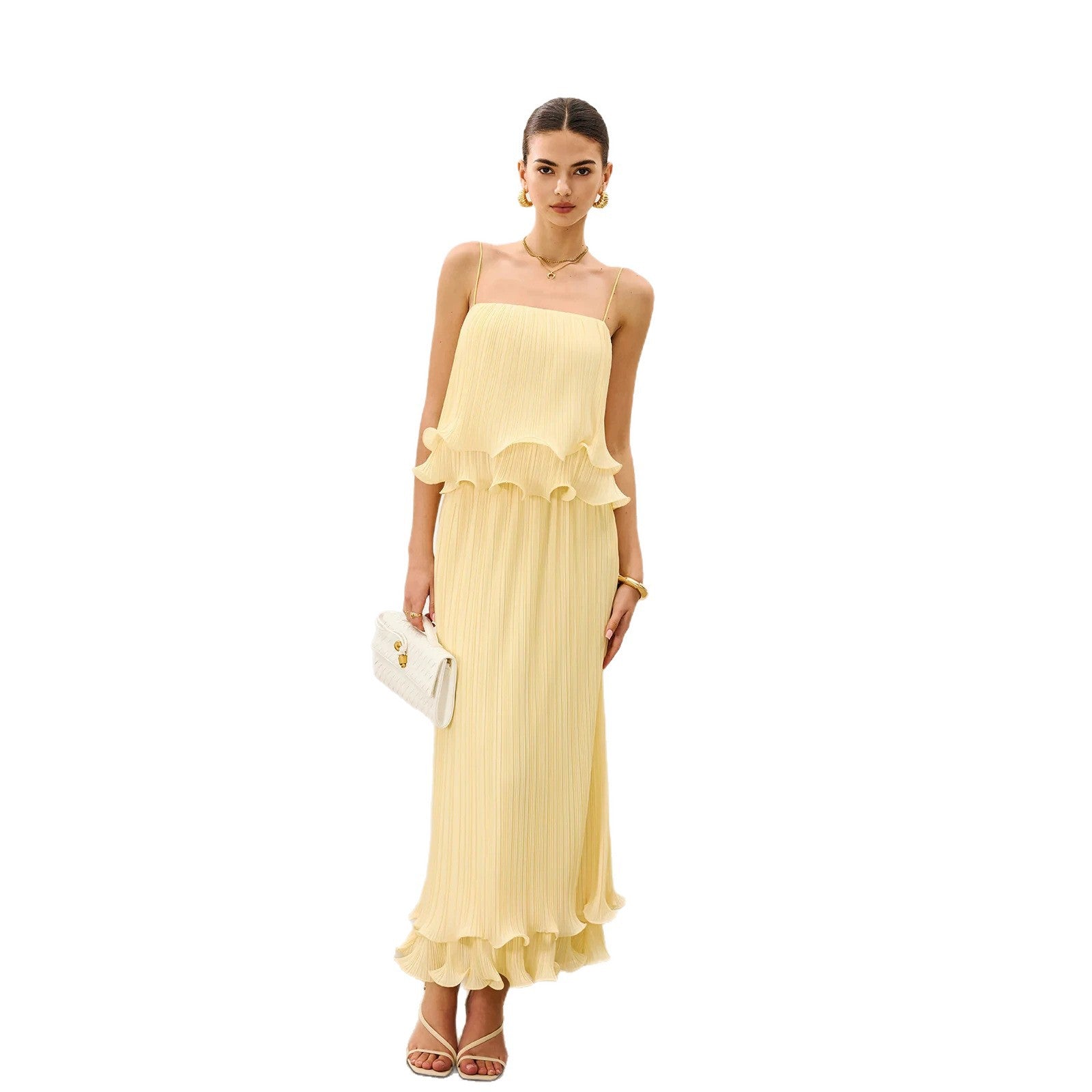 2026 new cross-border women's dress from Europe and America, gentle and pure, with fine pleats, suspenders, square neckline, ruffle edges, waist cinching and slimming effect