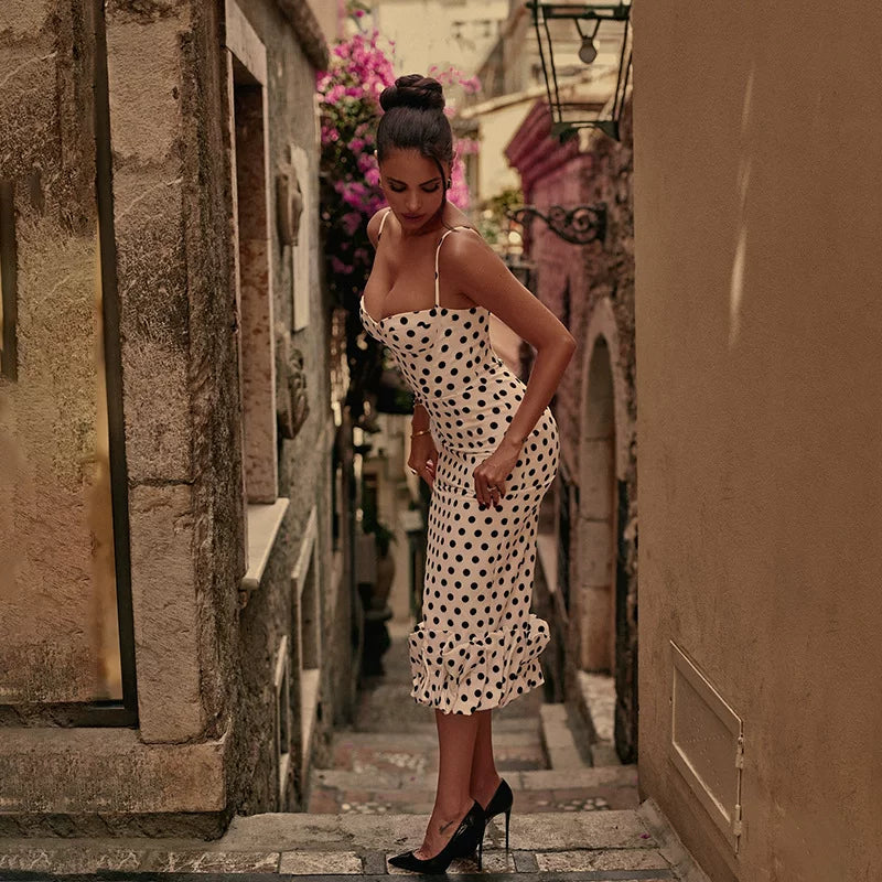 Pleated skirt suspender dress with polka dots, slim fit, pleated hem, suspender dress