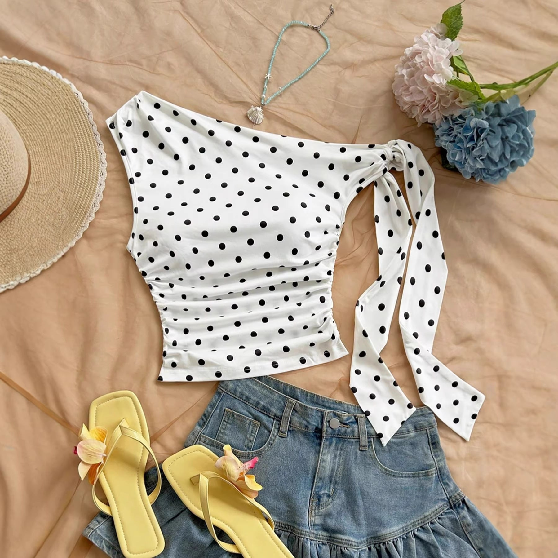 2026 European and American Cross border Summer Foreign Trade Style Wave Point Asymmetric Collar Short Tank Top Speed TEMU Versatile Strap Top