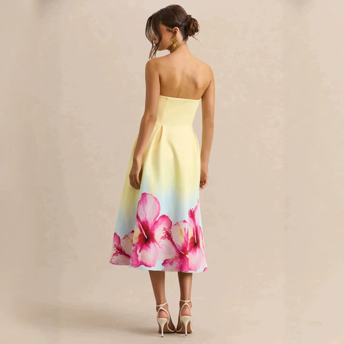 2026 new cross-border women's goose yellow strapless gradient printed A-line dress with waist cinching and large swing in Europe and America