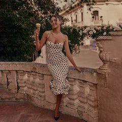 Pleated skirt suspender dress with polka dots, slim fit, pleated hem, suspender dress