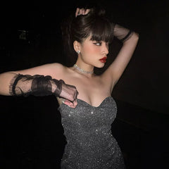 V-neck bra open back pleated dress V-neck strapless backless pleated slim fit dress