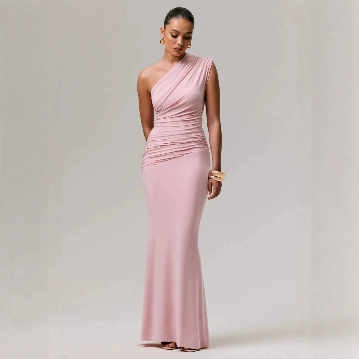 2026 New Cross border Women's Clothing French Gentle Style Single Shoulder Slant Shoulder Folded Waist Fish Tail Holiday Dress from Europe and America