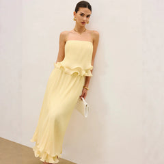 2026 new cross-border women's dress from Europe and America, gentle and pure, with fine pleats, suspenders, square neckline, ruffle edges, waist cinching and slimming effect